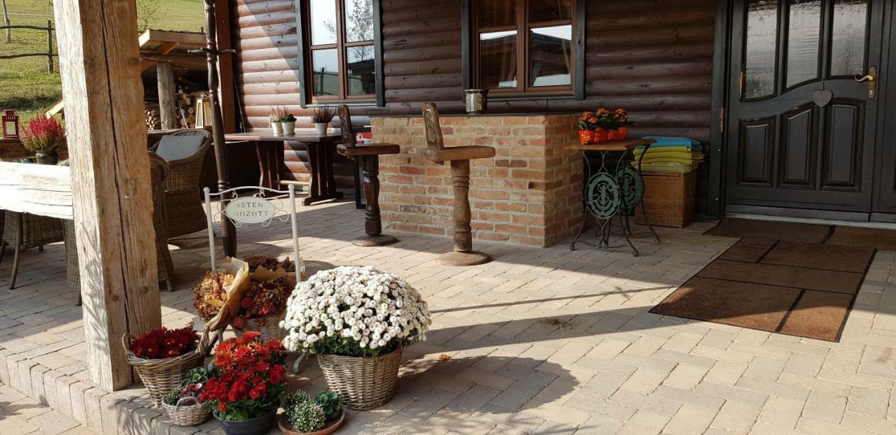 Bársonyberek vendégház Bakony Jásd Exterior foto